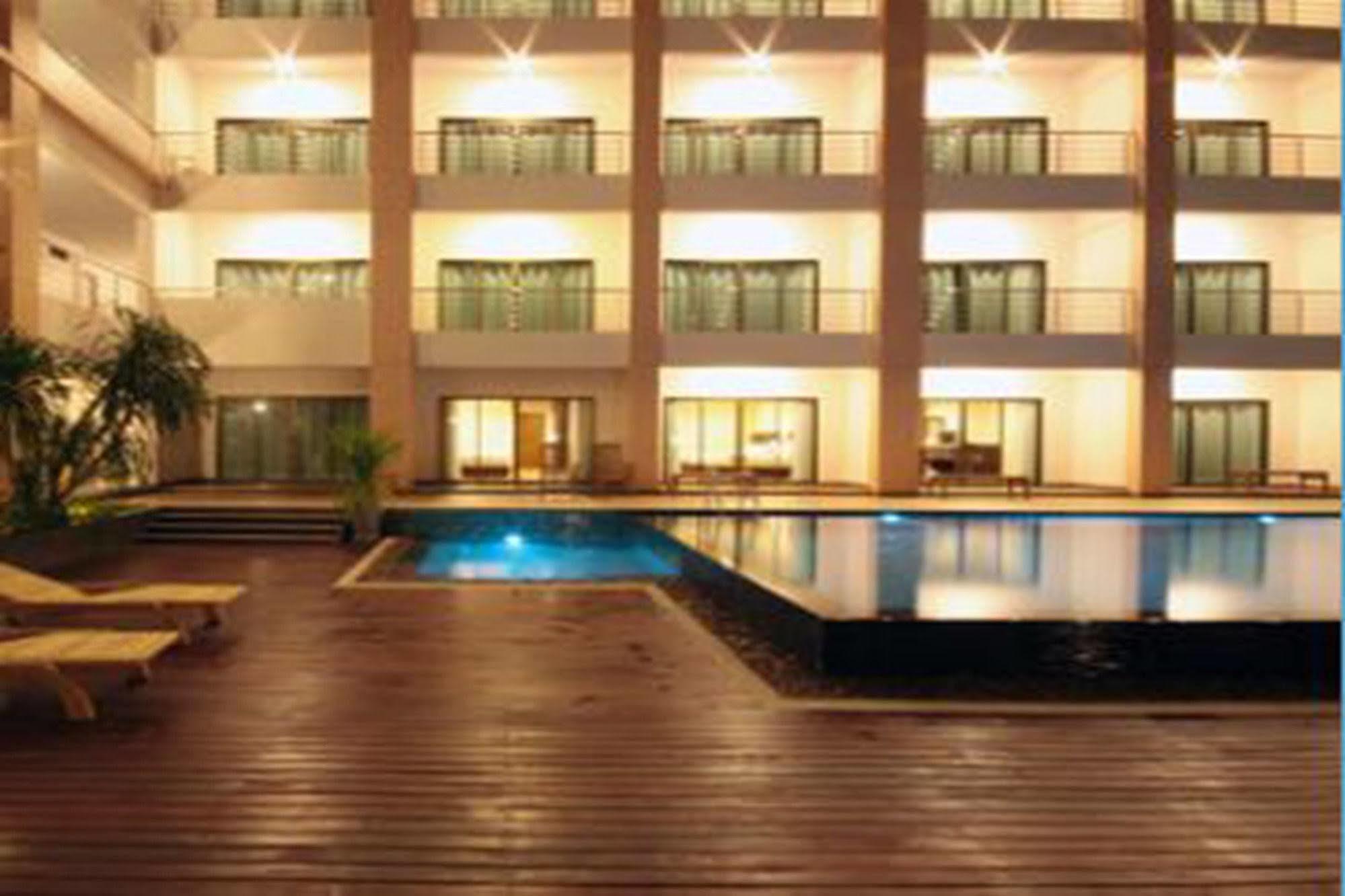 Paragon Suites Resort Jomtien Beach Exterior foto